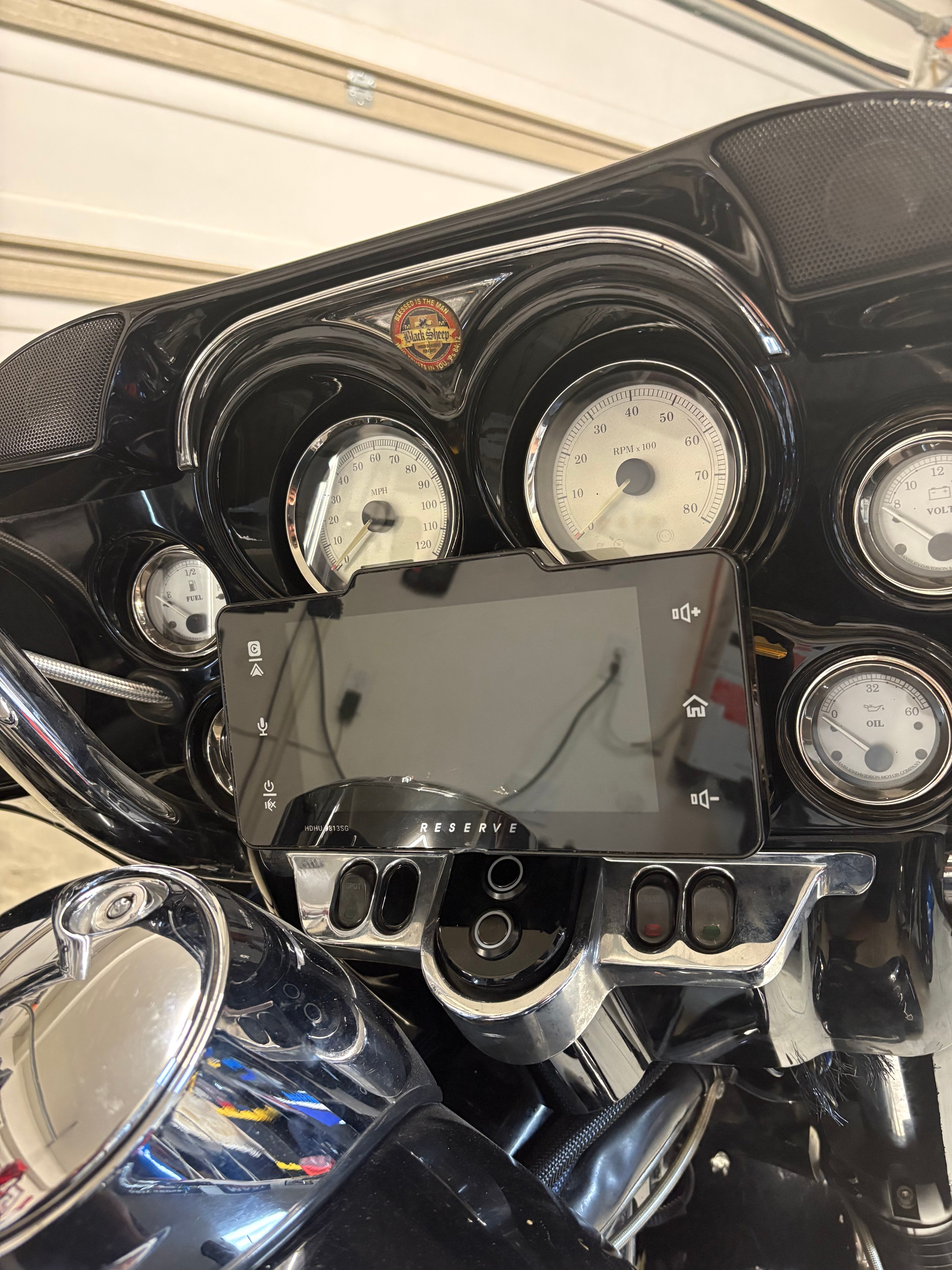 Aftermarket touchscreen fitted into the Road Glide dash