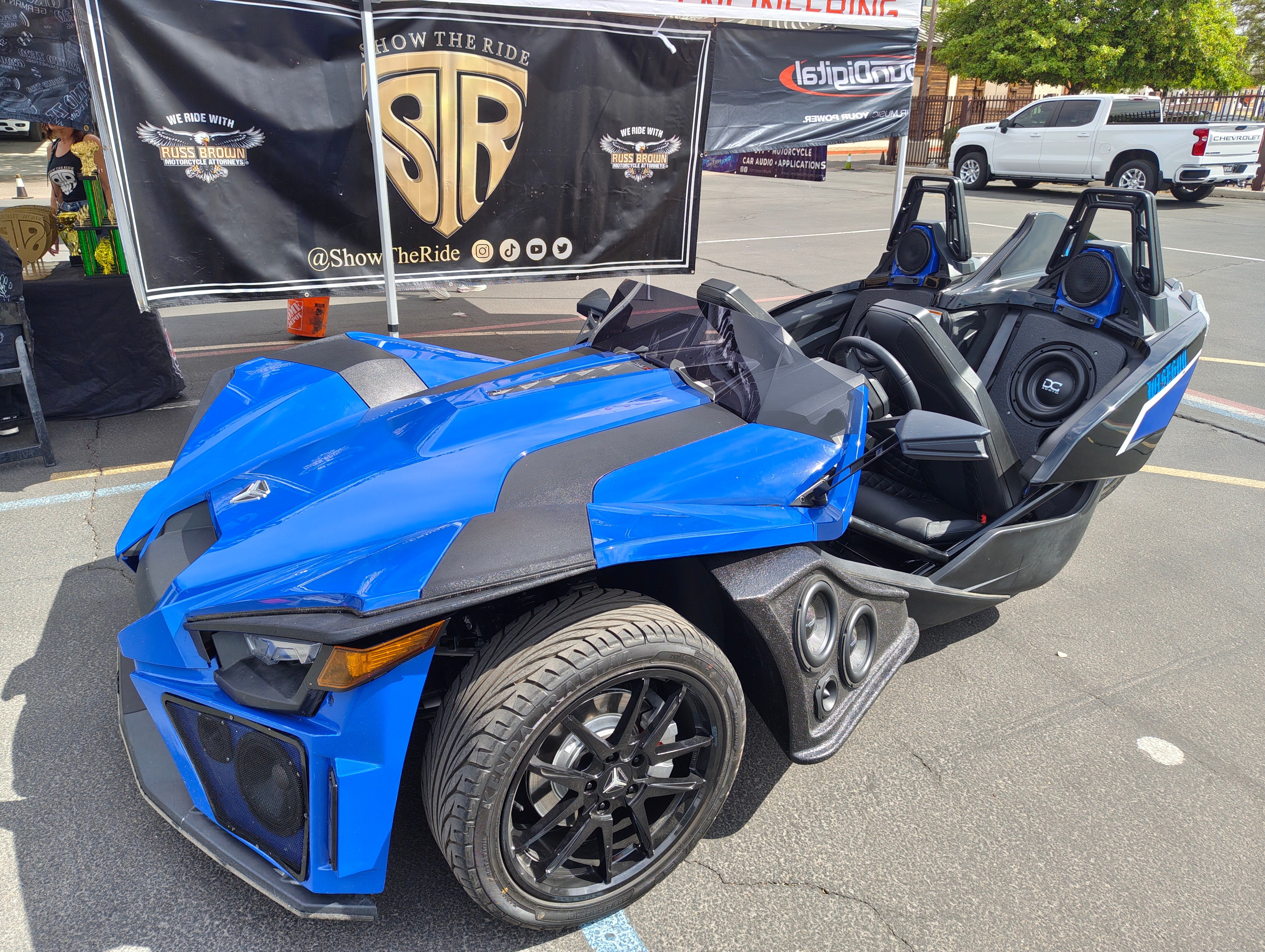 Full Slingshot audio build on display at Show The Ride